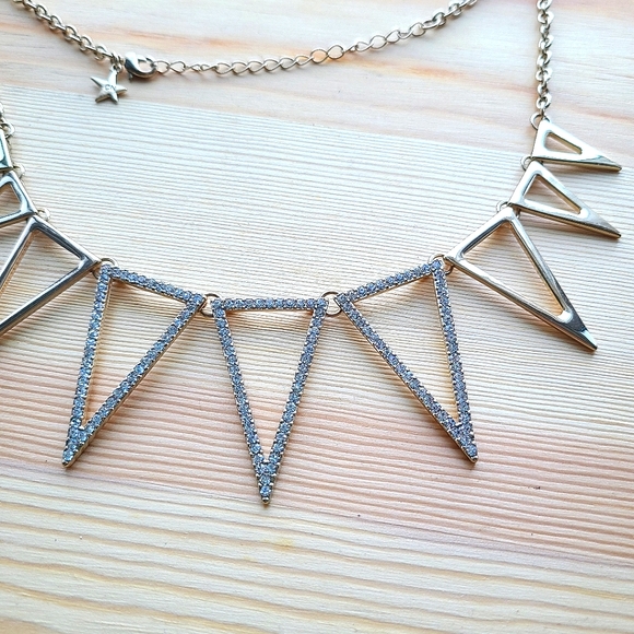 🎉HP🎉 NWOT Melissa Gorga Goldtone Rhinestone Triangle Spike Necklace - Picture 4 of 6
